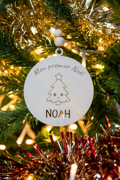 Boule Premier Noël personnalisée - Prénom découpé
